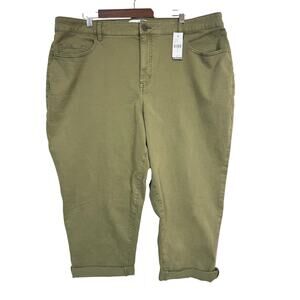 Lane‎ Bryant Boyfriend Capri Mid-Rise Green Pants Stretch Comfort Size 20 New